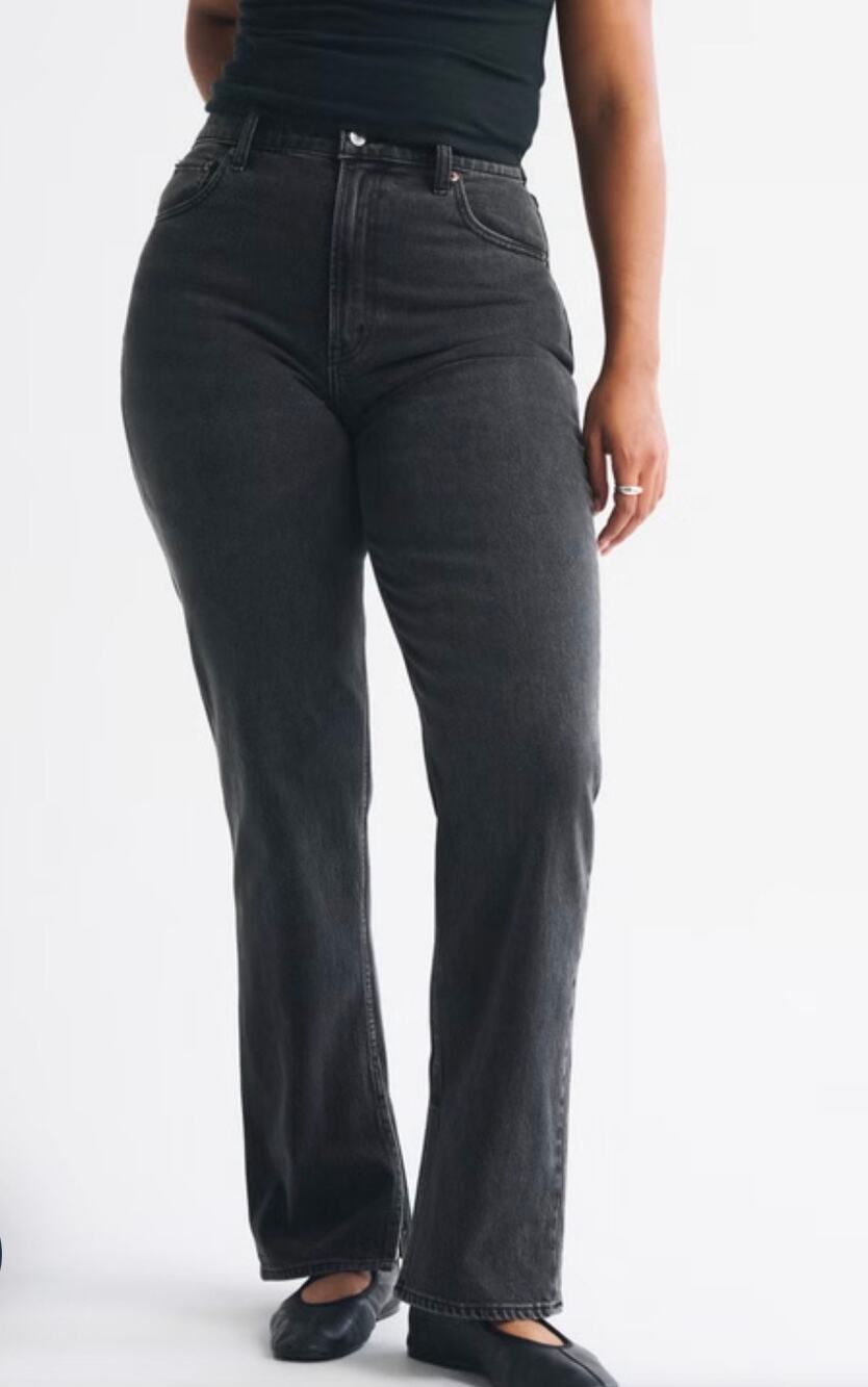 Abercrombie & Fitch Curve Love Ultra High Rise 90s Straight Jean Black Plus 24L